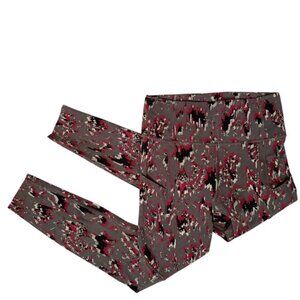 LULULEMON PANTS LEGGINGS GRAY BLACK RED WHITE PRINT SIZE 6